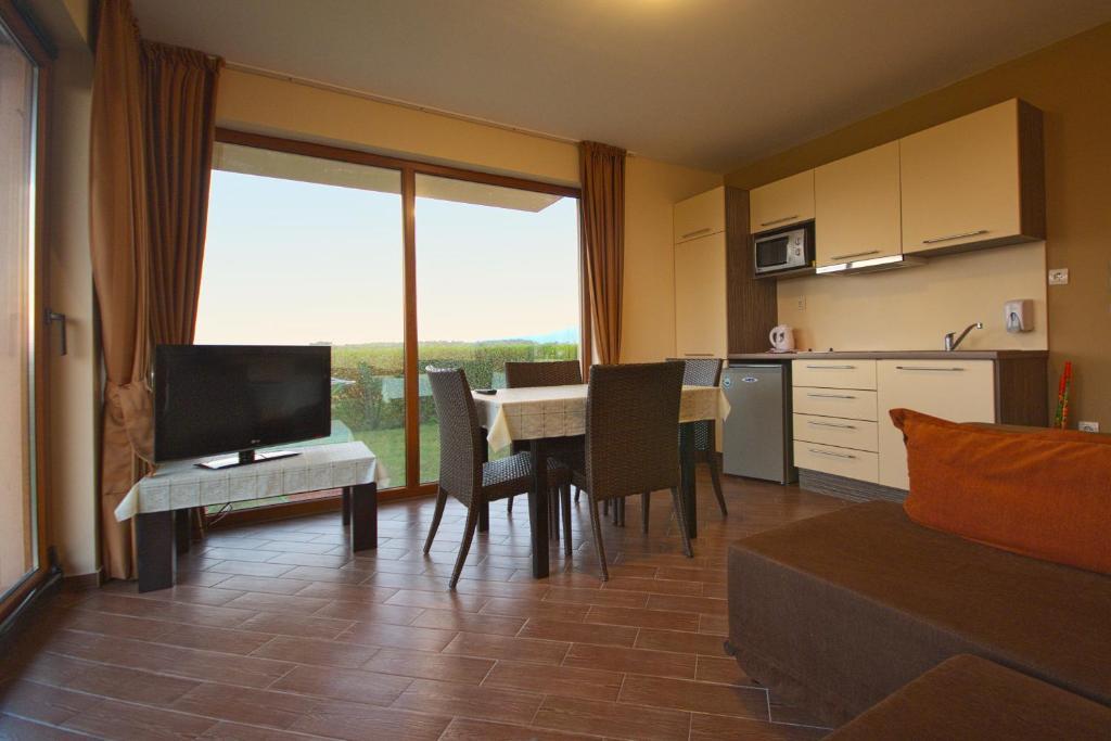 Seagarden Villa Resort Lozenets Zimmer foto